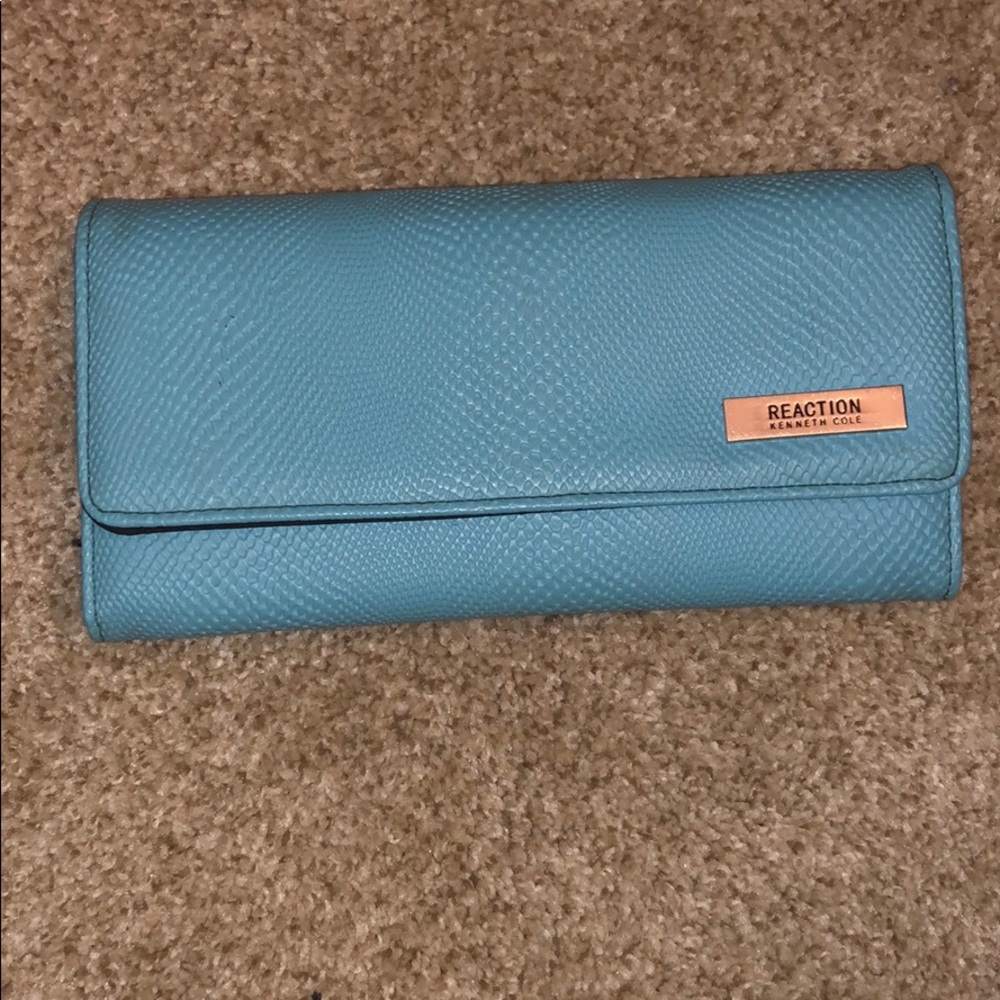 Kenneth Cole reaction wallet